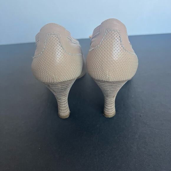Hermes Beige Leather Almond Toe Lace Up Wing Tip Oxford Heeled Shoes 6.5 - Picture 6 of 11